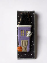 Load image into Gallery viewer, Halloween haunted house Cookie