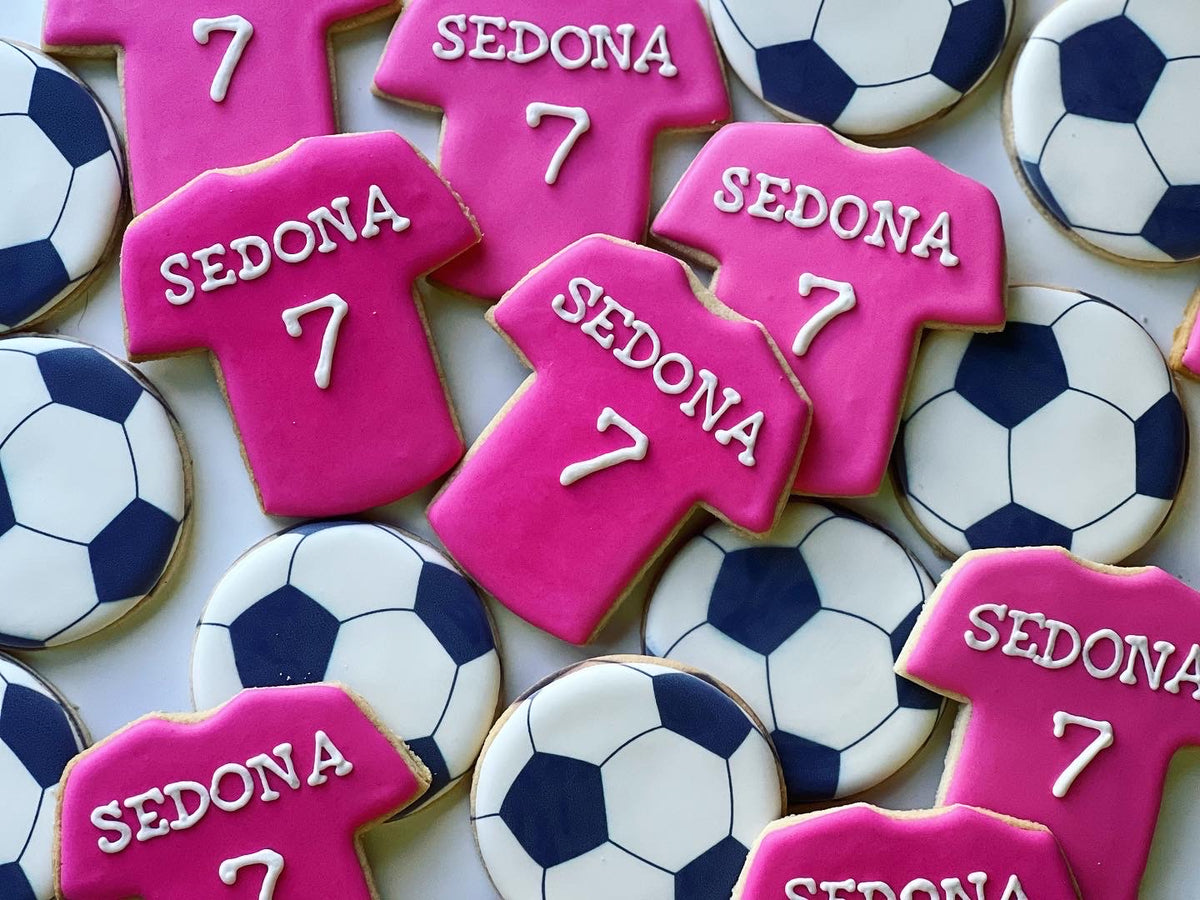 Soccer theme cookies – Luli Sweet Shop