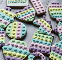 Load image into Gallery viewer, Pop it Theme Cookies
