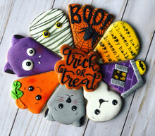 Load image into Gallery viewer, Halloween tray sugar  Cookies