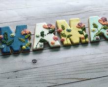 Load image into Gallery viewer, MAMA cookies