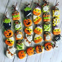 Load image into Gallery viewer, Halloween mini cookies in a bag