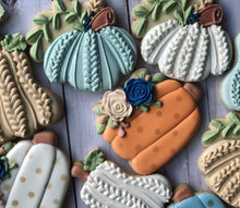 Load image into Gallery viewer, Pumpkin theme Cookies