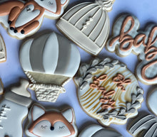 Load image into Gallery viewer, Woodland air balloon Baby shower cookies