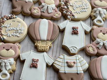 Load image into Gallery viewer, Baby Bear airballon cookies