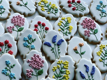 Load image into Gallery viewer, Flowers Cookies