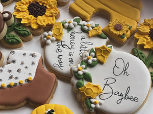 Baby Bear and Bee cookies