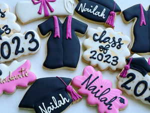 Graduation theme cookies