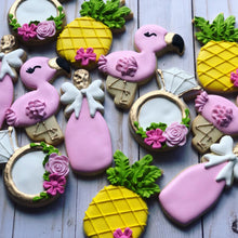Load image into Gallery viewer, Bridal shower theme Cookies