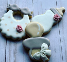 Load image into Gallery viewer, Girl Baby shower cookies