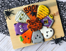 Load image into Gallery viewer, Halloween tray sugar  Cookies