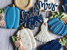 Load image into Gallery viewer, Wedding Bridal shower cookies