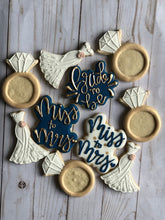 Load image into Gallery viewer, Wedding Bridal shower cookies