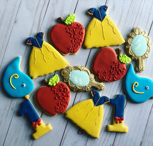 Load image into Gallery viewer, Snow White Princess Cookies