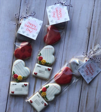 Load image into Gallery viewer, Valentines mini cookies bags