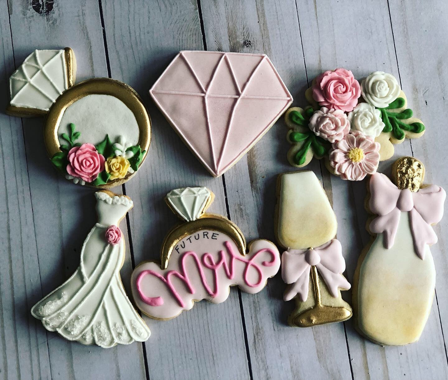 Bridal shop shower cookies