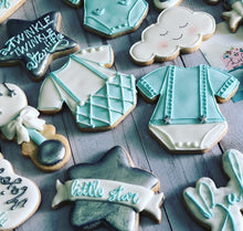 Load image into Gallery viewer, Moon and stars Baby shower cookies