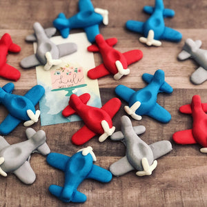 12 Airplanes Cupcakes or Cake toppers