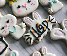 Load image into Gallery viewer, Easter cookies bunny design